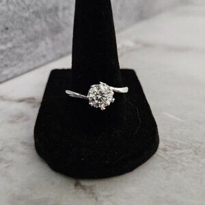 Moissanite Solitaire Engagement Ring 2ct Diamond